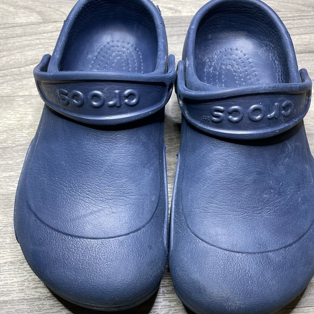 Crocs Bistro
